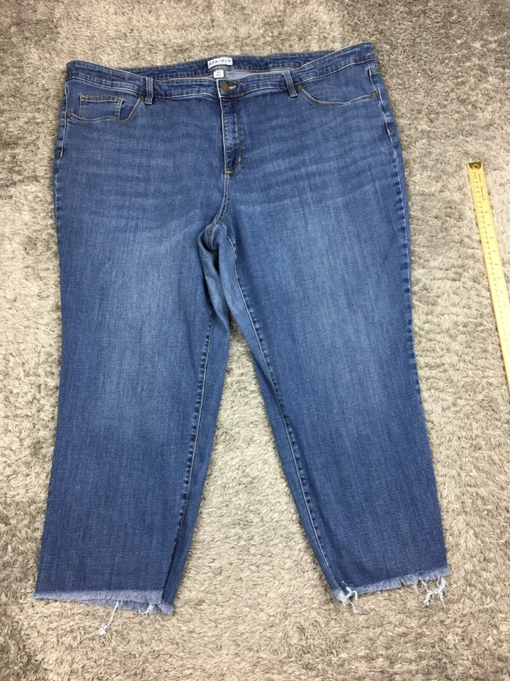 Ava & Viv Cropped Jeans Woman Size 26W Blue Denim Raw Hem Plus - Image 3 of 4