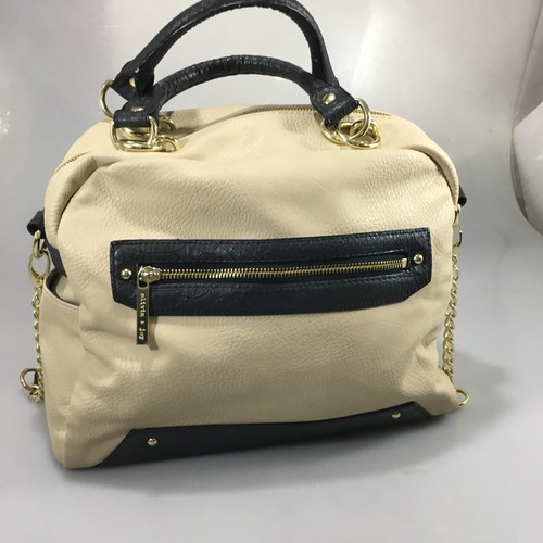 Olivia + Joy Beige große Schultertasche Handtasche aus schwarzem Kunstkieselleder