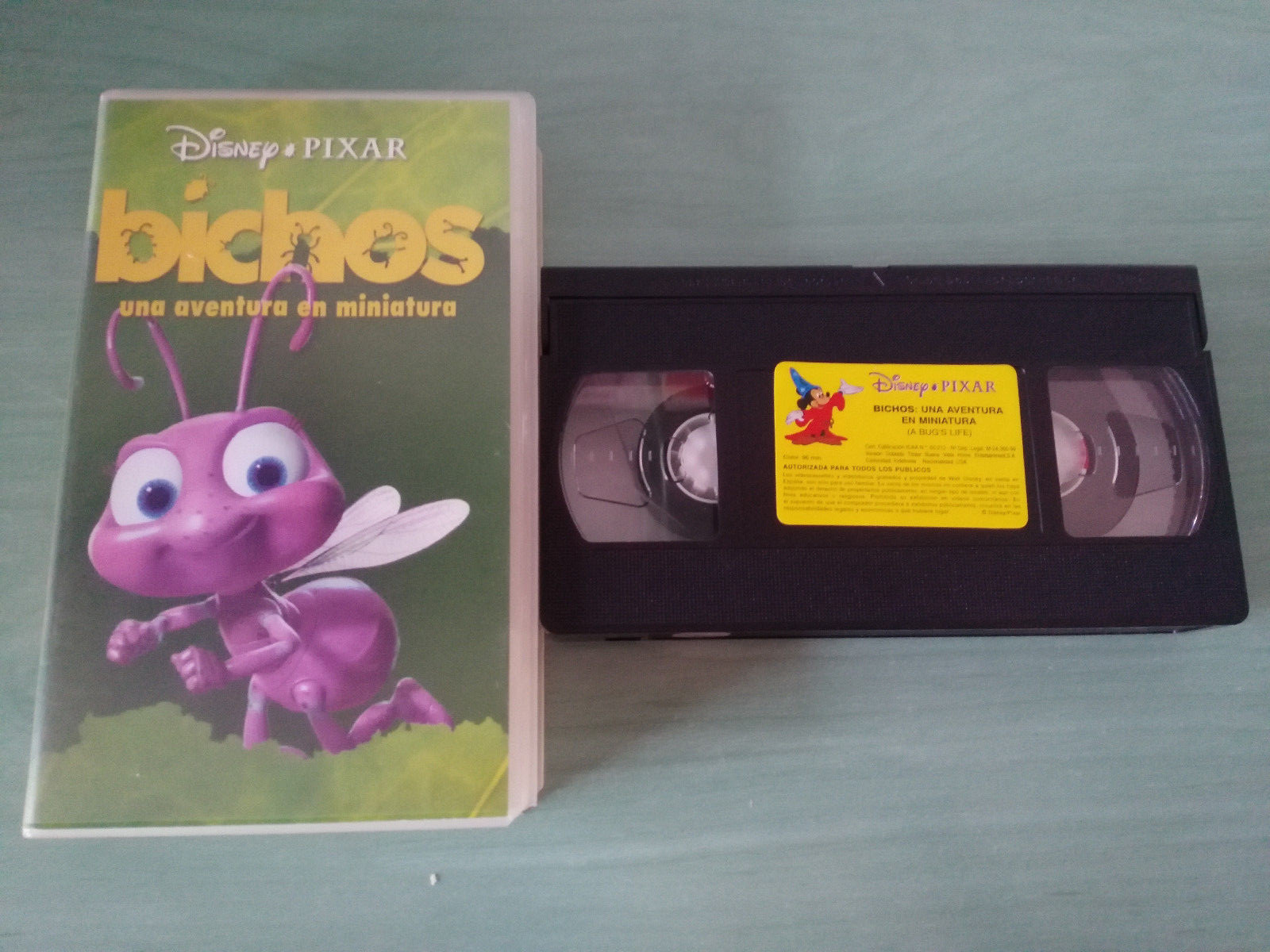 Bichos Una Aventura En Miniatura 1999 VHS Cinta + Extras WALT DISNEY PIXAR Am