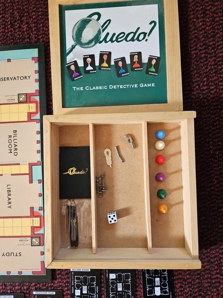 Cludo Board Game Wooden Box Edition Parker Brothers 2003 - Image 2 of 4