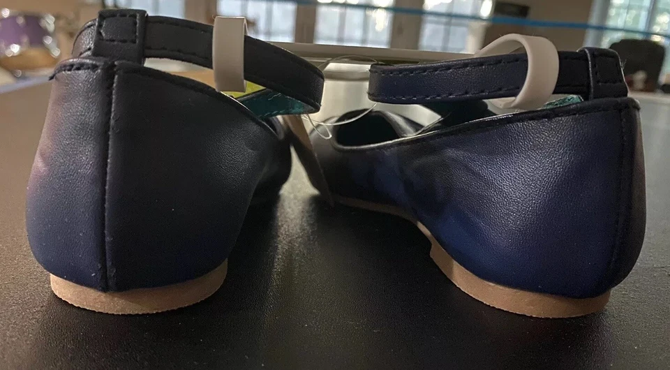 Pisos de ballet Crazy 8 azul marino y plateado Foto 3 de 3