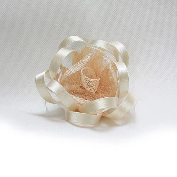 Pince Broche Mariage Fleur Plumes Ruban Rond (Rouge, Rose, Noir, ... NEUF - Photo 2/4