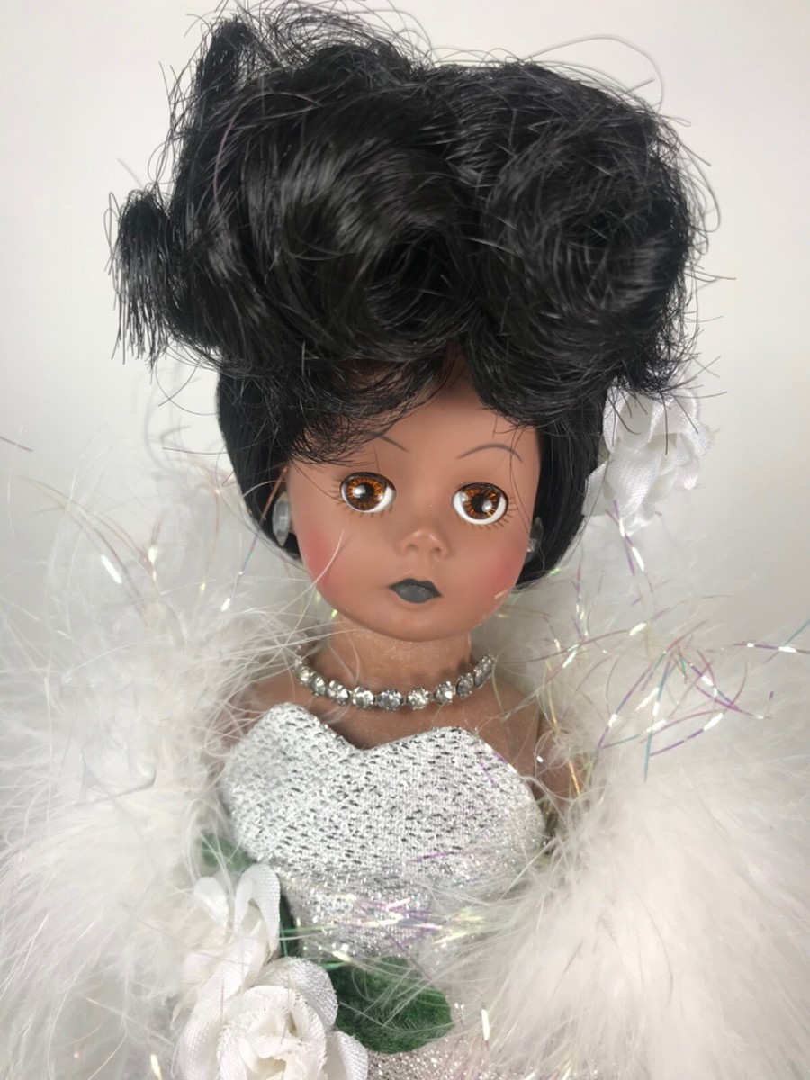Beautiful 10” Madame Alexander Billie Holiday Cissette AA