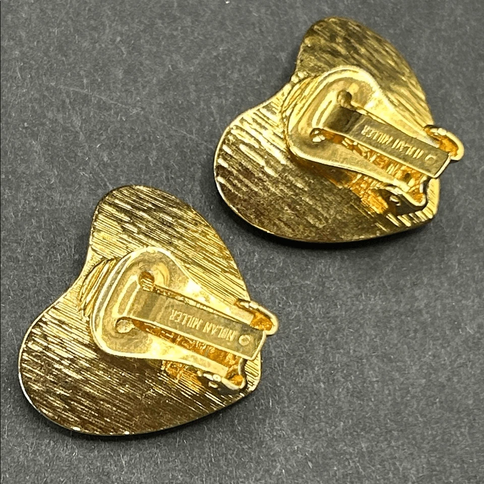 Pendientes de clip de corazón de oro cristal pavé Nolan Miller de colección Foto 3 de 4