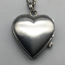 Heart Pendant Watch Necklace Women 26mm Silver Tone with Chain New Battery