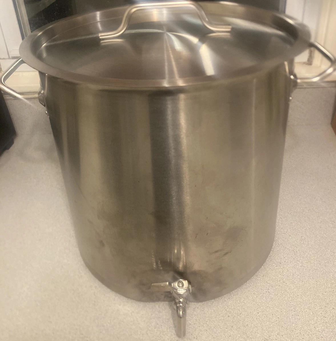 8.75 Gal Stainless steel Melting Pot + Spout for Candle Wax Or Lye Soap Making