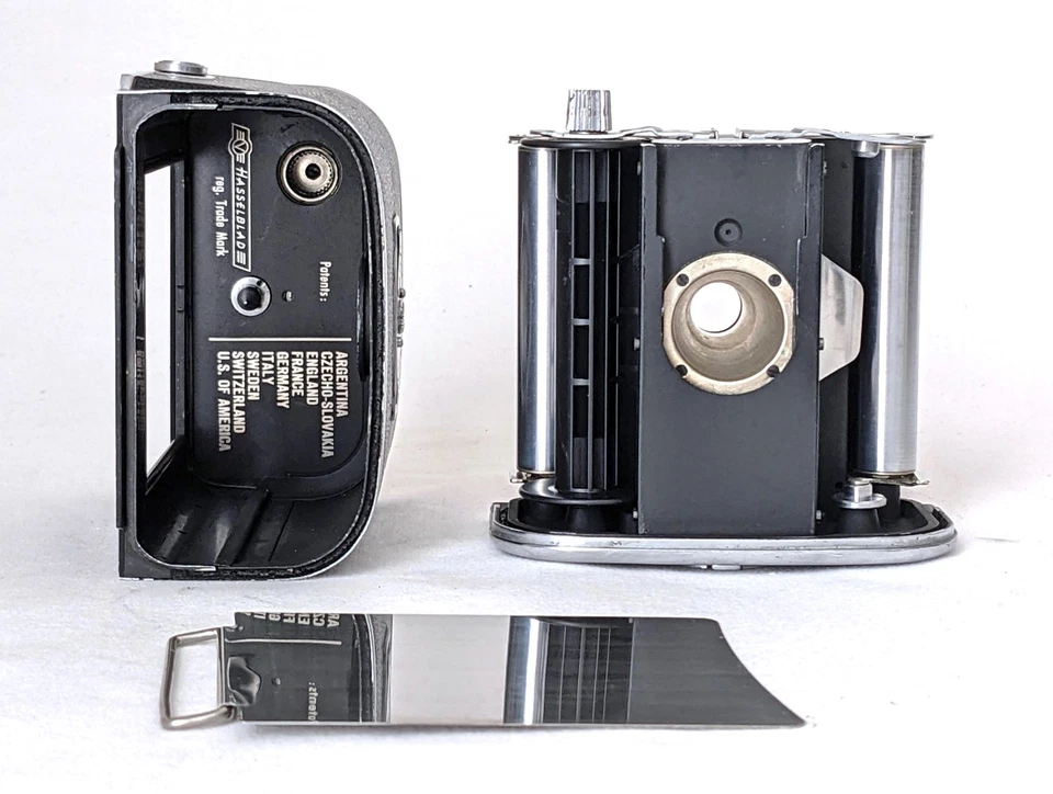 [MINT] Hasselblad M12 C12 6x6 120 Film Back Holder 500C 1000F 1600F From JAPAN - Image 2 of 4