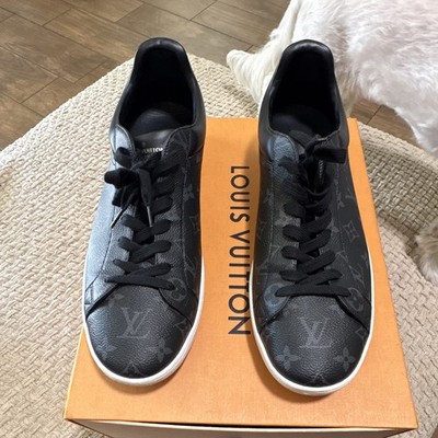 Louis Vuitton Men s Low Top Monogram Lace-Up Sneakers Black/Gray