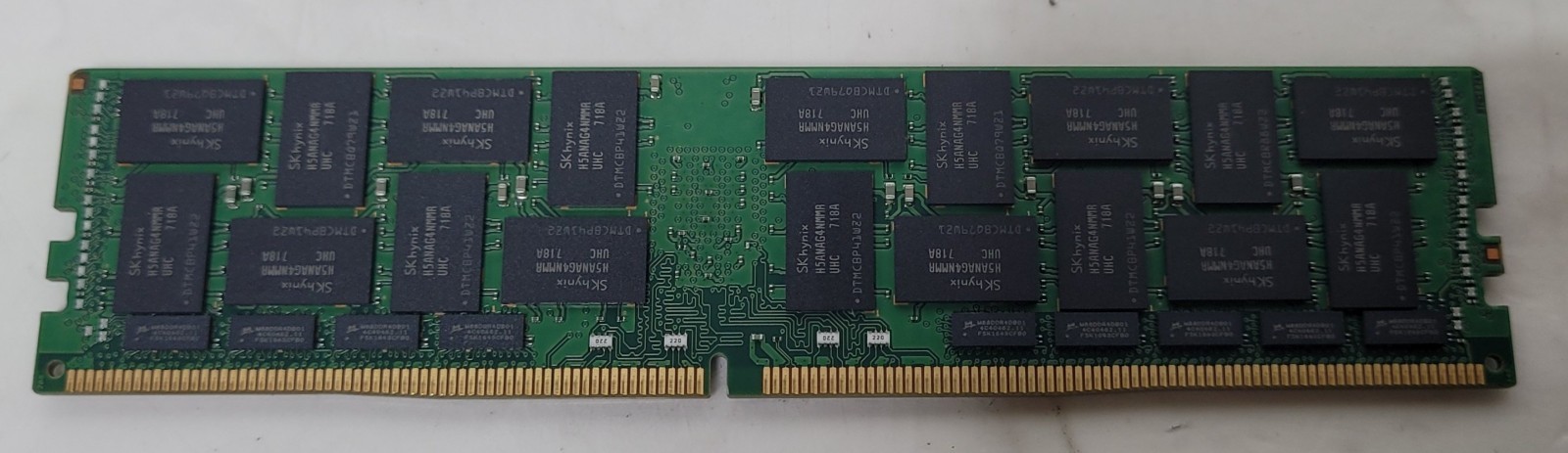 как выглядит 64GB 1 x 64GB SK hynix DDR4 ECC Registered Server RAM PC4-2400T LRDIMM фото