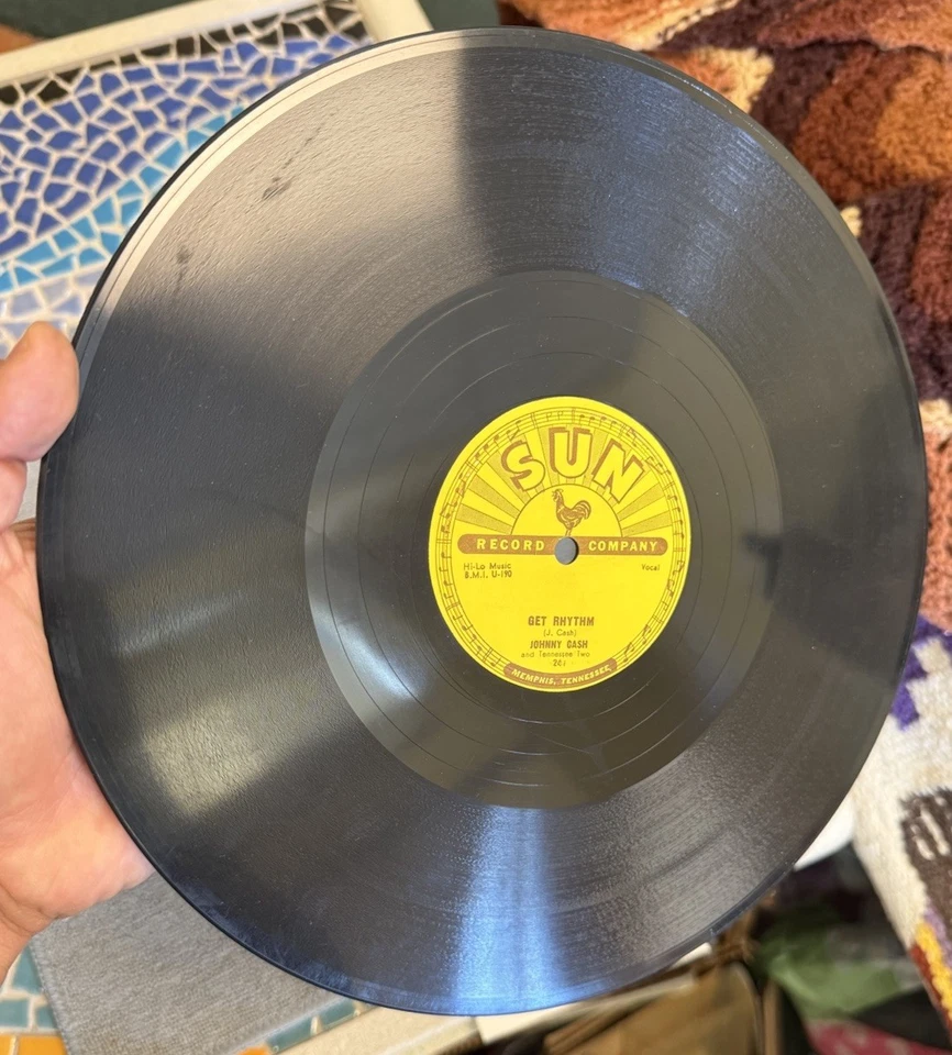 JOHNNY CASH SUN 241 78 rpm: I walk the Line/ Get Rythm Foto 2 de 4