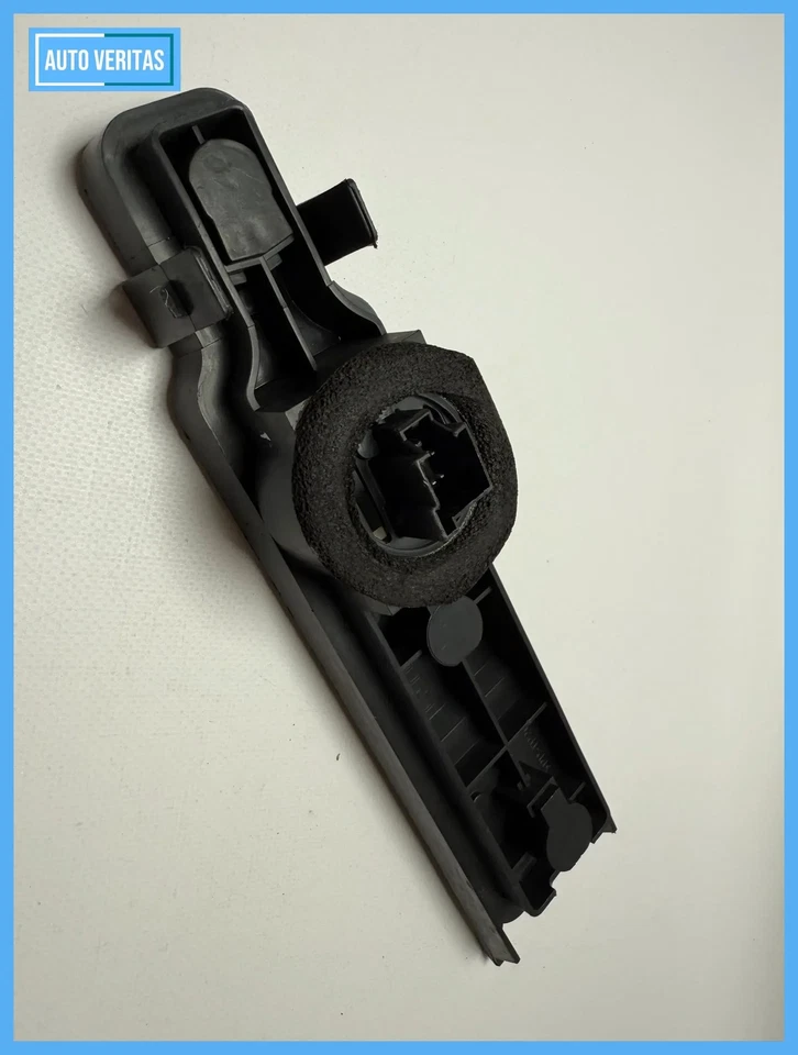 Original Ford Focus I 1 Tournament Lamp Carrier Rear Light R/L XS4X13N004E - Image 2 of 4