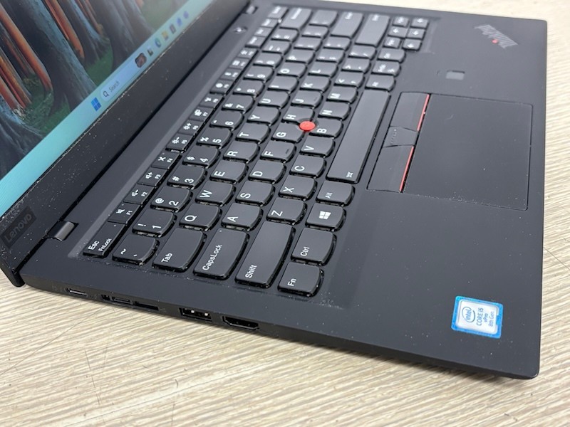 Lenovo ThinkPad X1, 14-Inch Laptop, with Intel Core i5-8350U, Windows 11 Pro