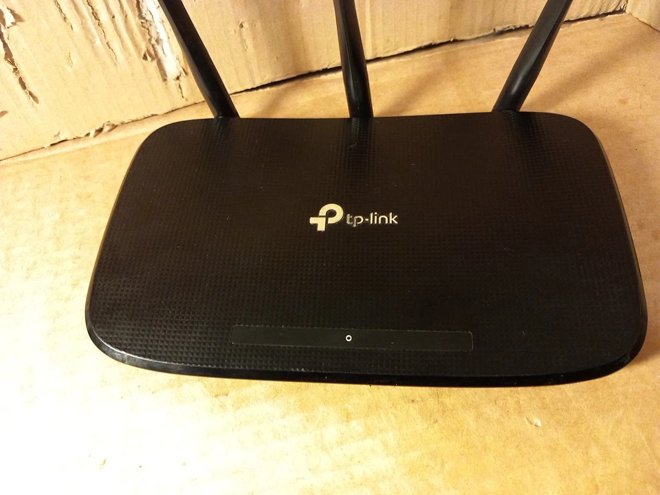 TP-Link TL-WR940N Compact Modem Router Black Wireless N 450Mbps 4-Ethernet Ports - Image 4 of 4