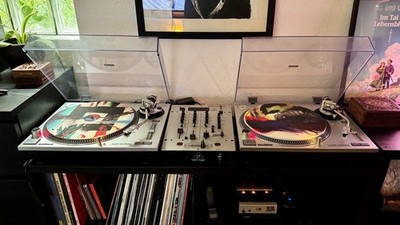 DJ Vinyl Komplett-Set | 2x Audio-Technica AT-LP120 + Traktor Audio 6 + Mixer