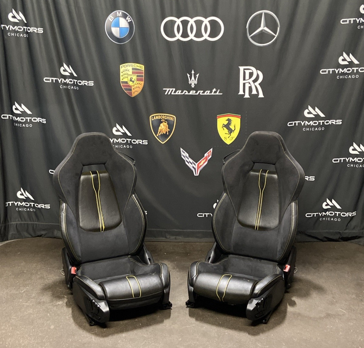 McLaren 570S Spider 2017-2021 Front Right Seats Pair Black