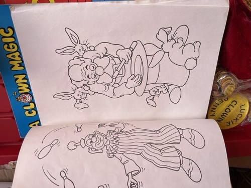 Magic Coloring Books - Vintage Lot - 4 Books - Picture 7 of 9