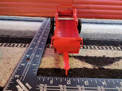 Tru-Scale Manure Spreader 1/16 Pressed Steel Farm Implement Replica Collectible - Picture 7 of 9