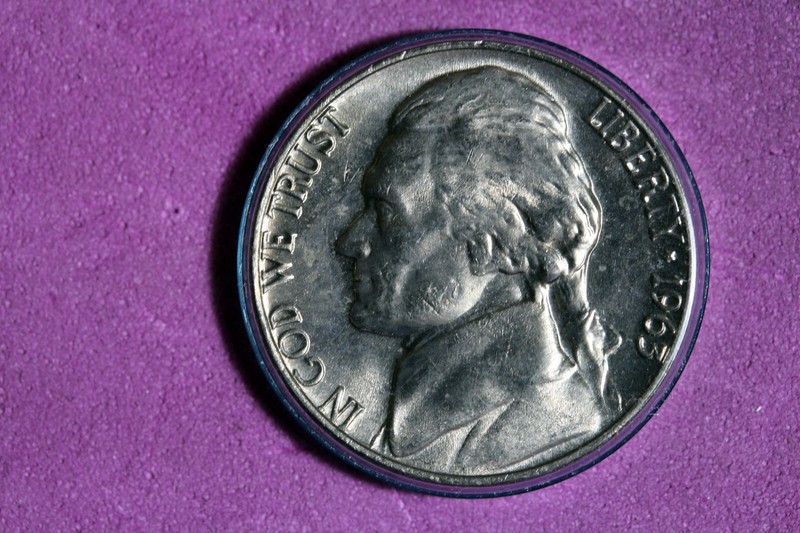 ESTATE FIND 1963 - Jefferson Nickel!!  #N05214
