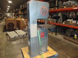 DoAll Vertical Band Saw Size: 16" Used