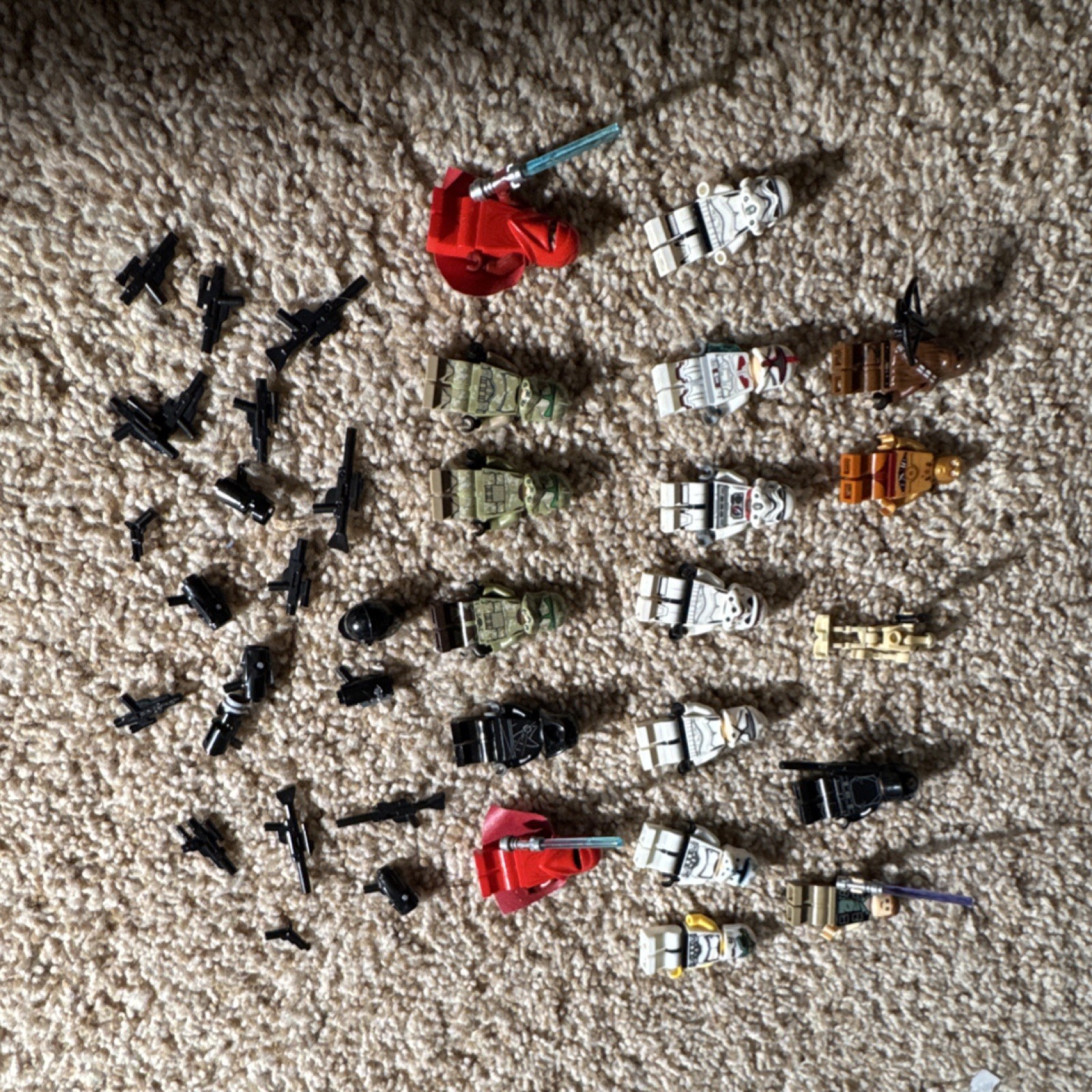 S Includes Lots Of Weapons And R2d2 Look At Pictures