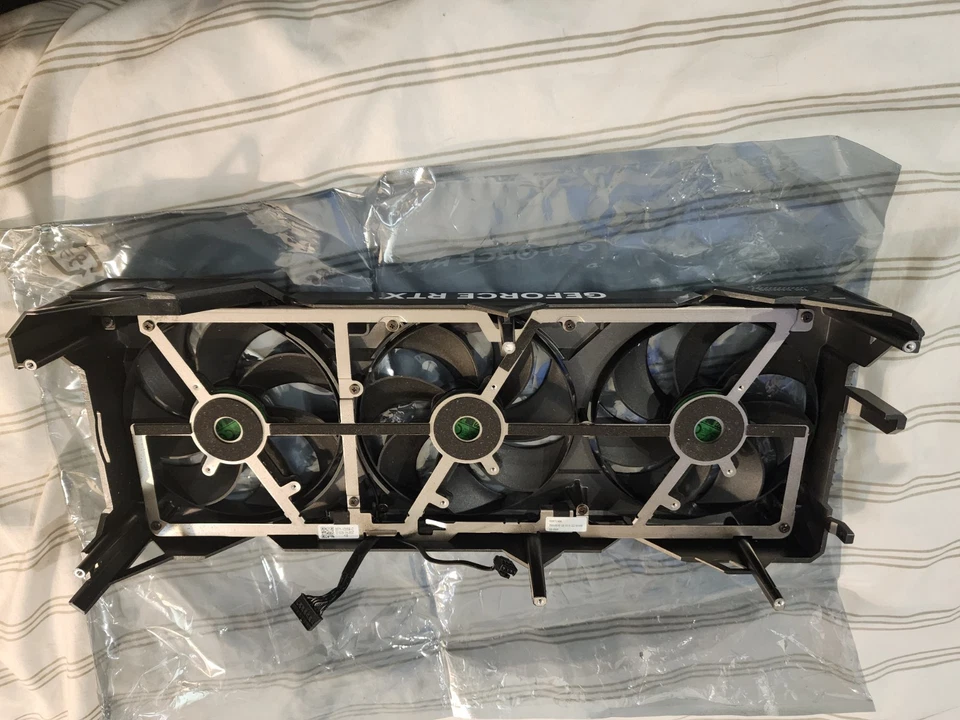 (Original Shroud Only) Nvidia RTX 4090 Asus TUF, No Heatsink, Only The Top Part - Image 2 of 4