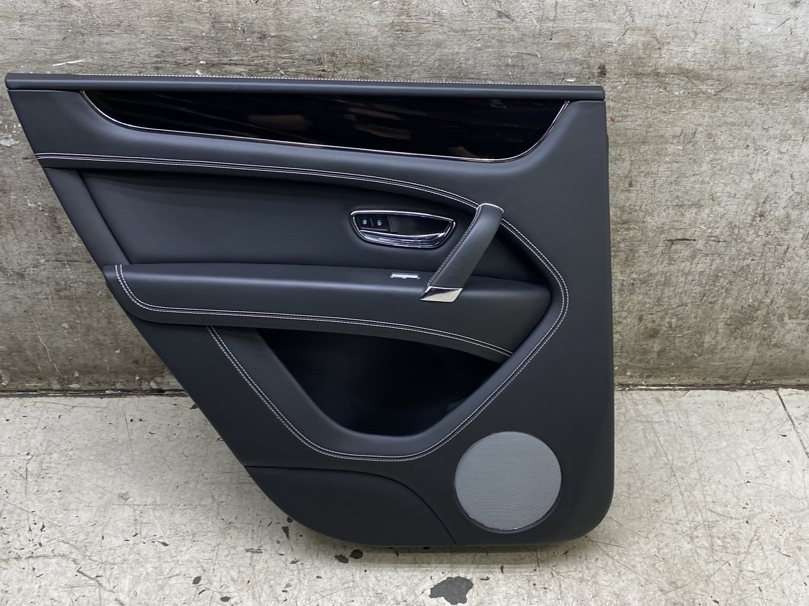 Bentley Bentayga 2015-2020 Rear Left Inner Door panel Black