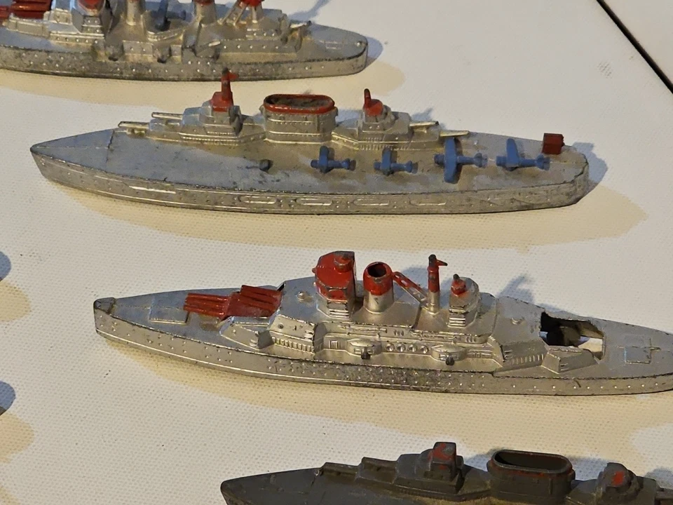 23 Vintage TootsieToy Military Ships Submarines Boats - Image 3 of 4