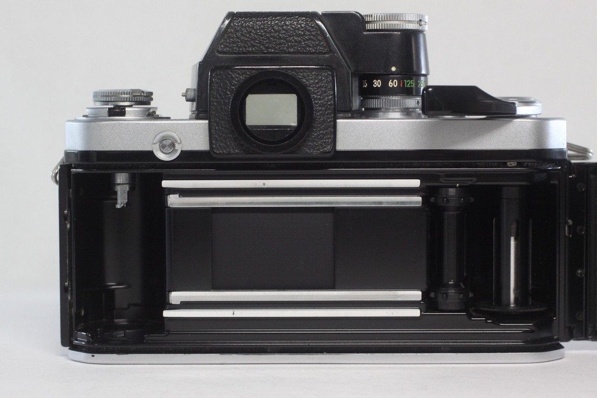 Nikon F2 Photomic DP-1 35mm SLR Film Camera Body Only Silver Made 