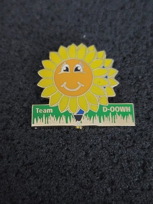 WIM - Team D-OOWH   WARSTEINER Ballonpin   aus Sammlung * 23759