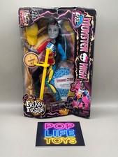 2013 Mattel Monster High Freaky Fusion “Neighthan Rot” #CBP33 *NRFB*