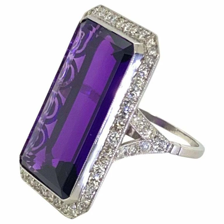 Hermoso anillo Art Deco de amatista y circonita cúbica blanca brillante púrpura real profundo 48,26 quilates Foto 3 de 4