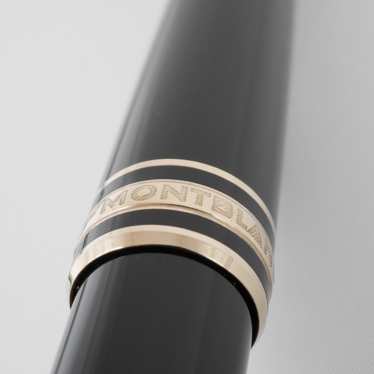x*i様 ◾️MONTBLANC Meisterstück ciassic163 Montblanc Meisterstuck Classique 163 Black GT Rollerball Pen (Blue