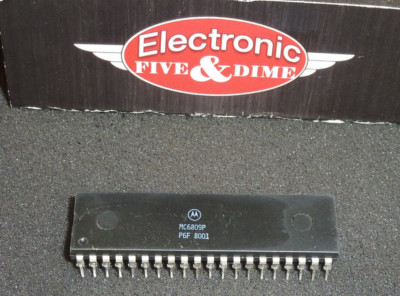 Microprocessore Sharp LH0080A Z80ACPU-D – 8-bit, 4MHz, NMOS, PDIP40 – Nuovo (Stock Vari)