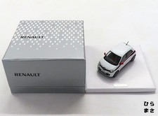 Miniature Car 1/43 Renault Twingo Diecast White Compact City Car Detailed
