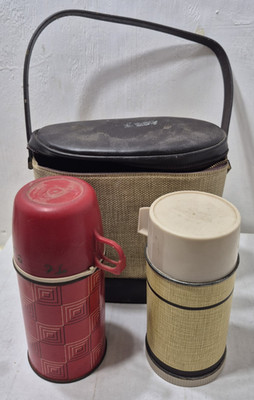 Lot of 2 Vintage Metal Thermos w/Carrying Case Bag Icy-Hot Thermos/Aladdin 70s