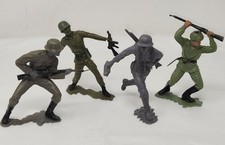 LOT OF 4 VINTAGE 1963 MARX PLASTIC TOY SOLDIERS 6" PAINTED WWII US GERMAN SOVIET