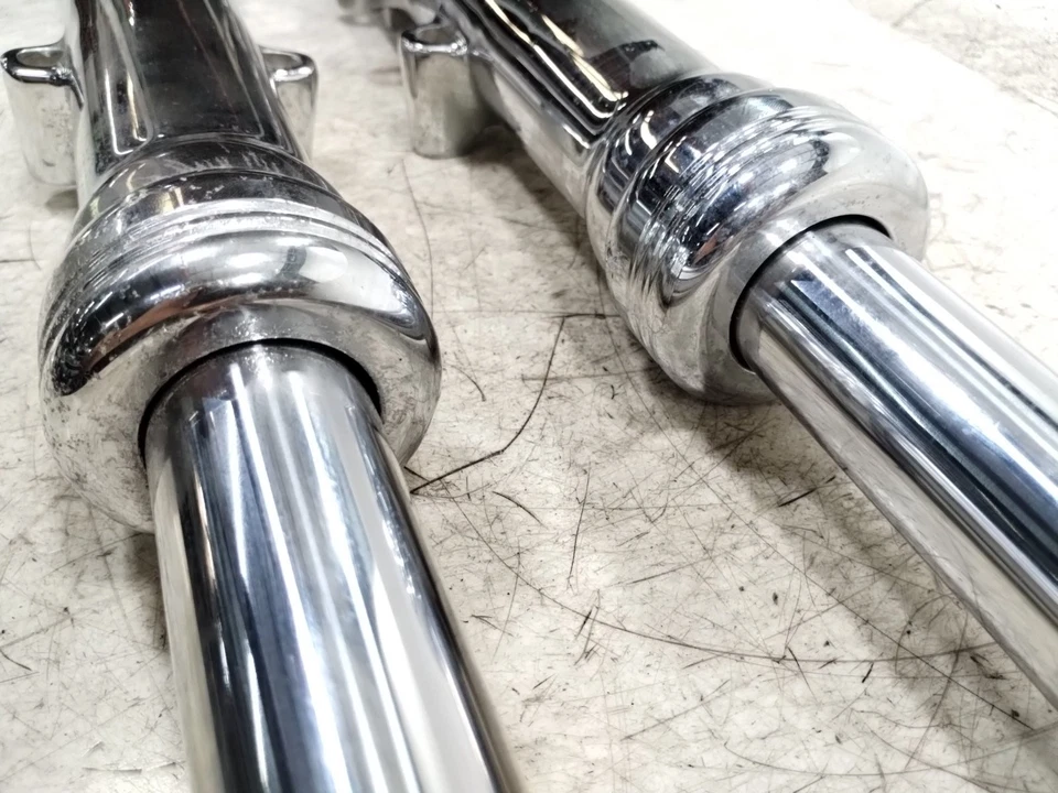 Harley FXST 2007 Softail estándar cromada horquilla delantera suspensión horquillas rectas Foto 4 de 4