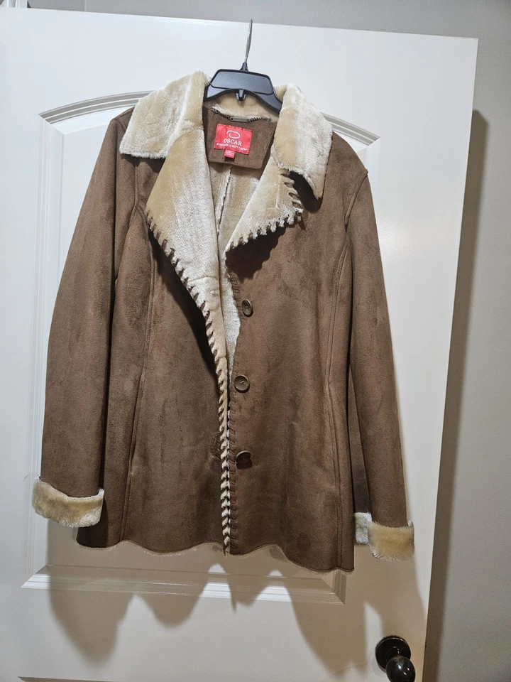Chaqueta básica Oscar de la Renta para mujer grande marrón gamuza piel sintética forrada Foto 2 de 4