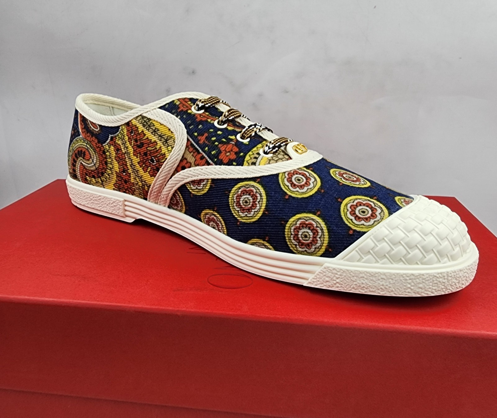 Valentino Garavani Bay by Bay Low Top Sneakers Men 41 Multicolor Lace Up Closure image 2