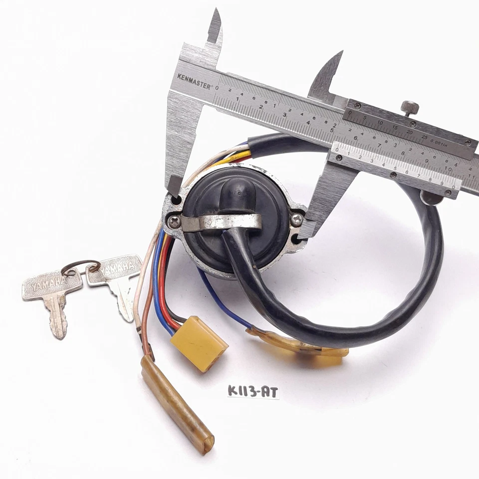 Interruptor de encendido Yamaha YB80 YB90 YB100 L2 L2GM YL2GM NUEVO EN STOCK Foto 4 de 4