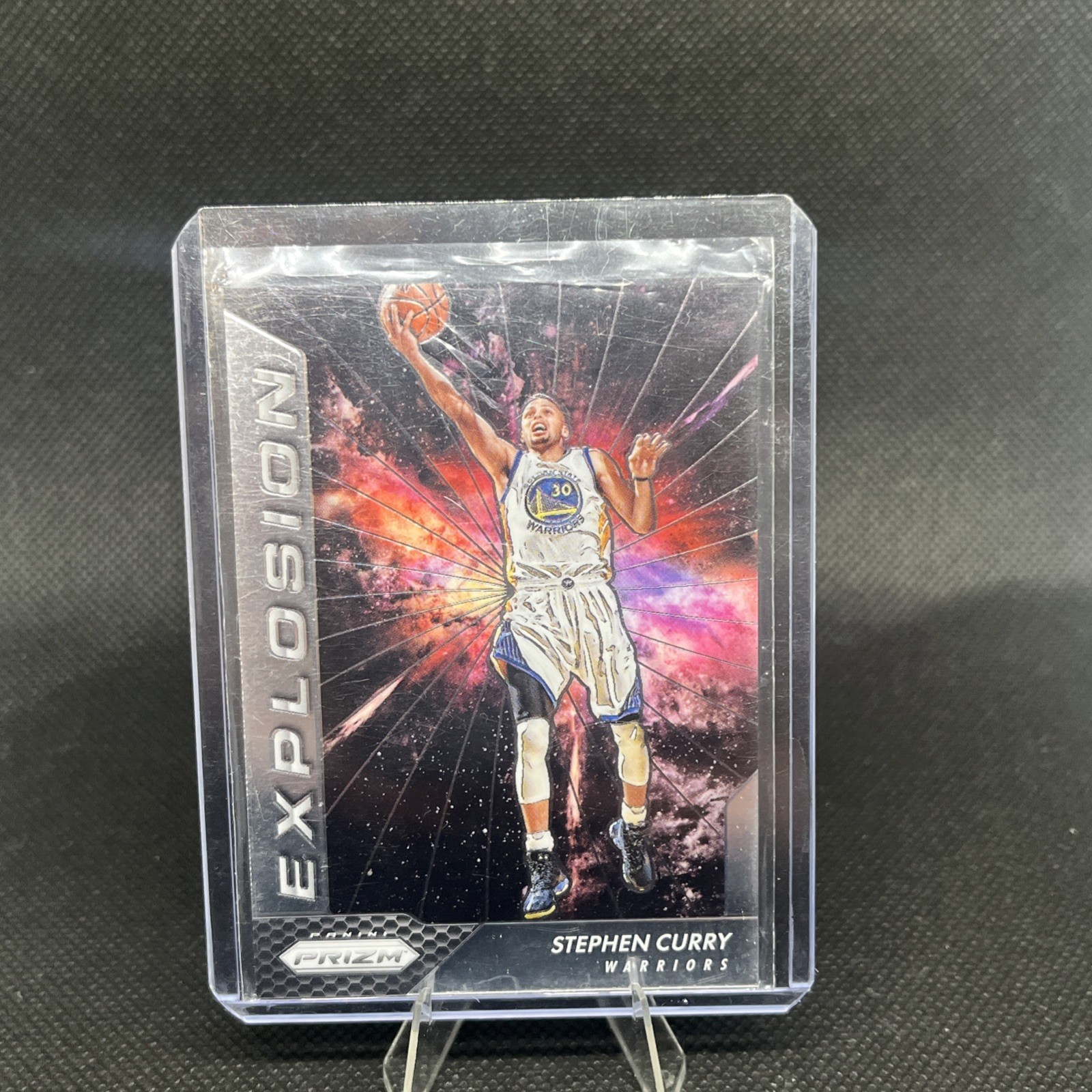 🔥2016-17 Panini Prizm Explosion #17 Stephen Curry Golden State Warriors🔥