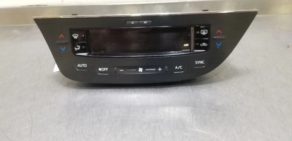 16 2016 TOYOTA AVALON OEM FRONT TEMPERATURE CONTROL 2 ZONE 5590007191 - Image 2 of 4