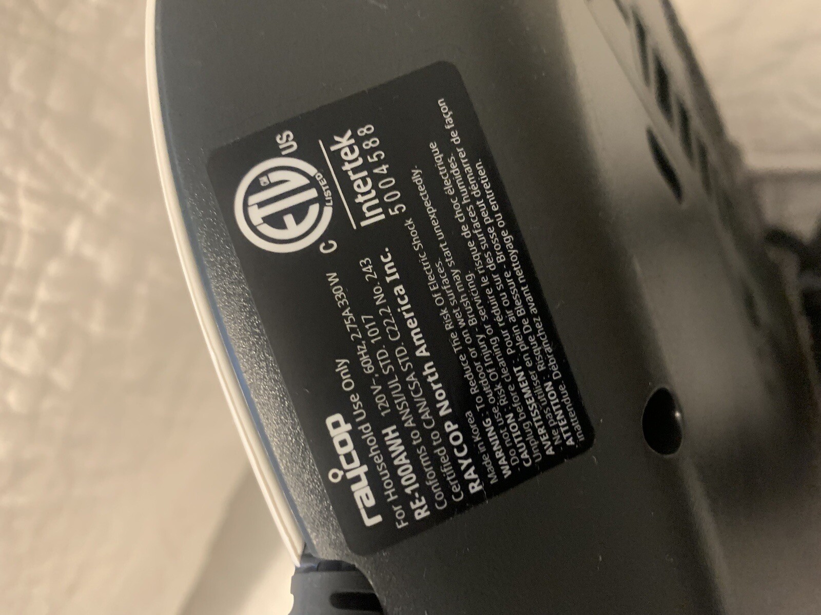 Raycop RE-100AWH Lite RayClean UV Sanitizer Purifier, allergen Vacuum Cleaner 