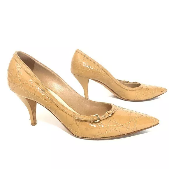 Talons cravate pointillés beige cuir matelassé Christian Dior