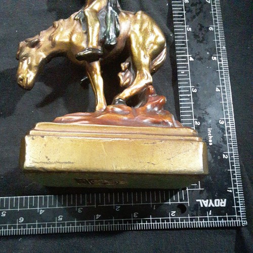 VINTAGE ARMOR BRONZE END OF TRAIL JAMES EARL FRASER INDIAN ON HORSEBACK BOOKEND - Imagen 6 de 7