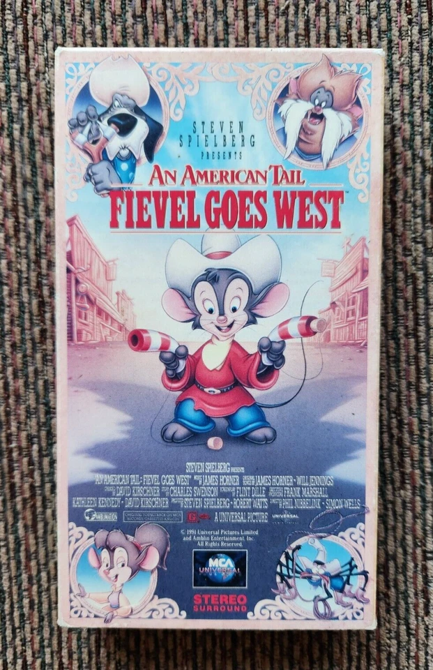 Fievel Goes West Batman Beyond Return Of Joker Saturday Funnies 3-Pack VHS Lot - Image 2 of 4