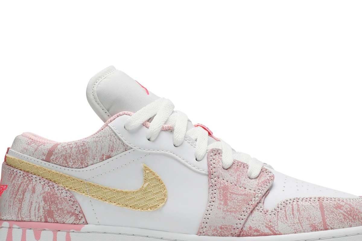 Air Jordan Air Jordan 1 Low GS 'Strawberry Ice Cream' CW7104 Air Jordan Air Jordan 1 Low GS 'Strawberry Ice Cream' CW7104