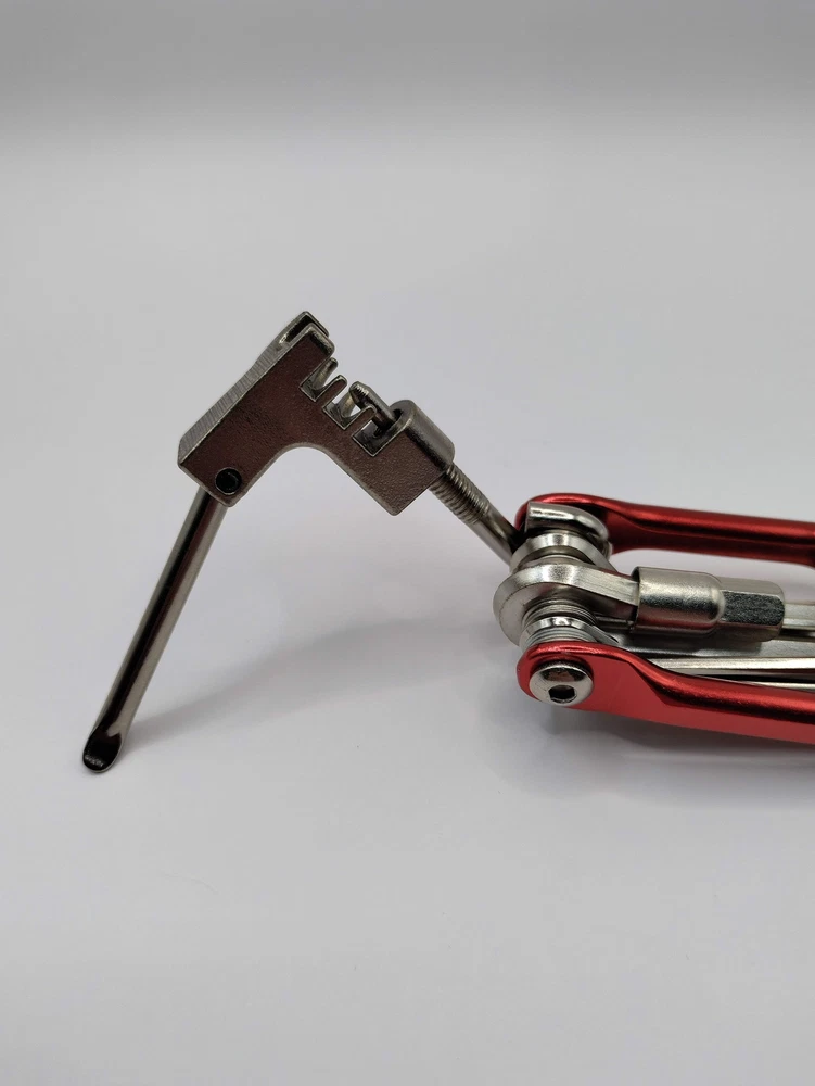 Compact Multi-Tool with Built-in Chain Breaker for Bikes