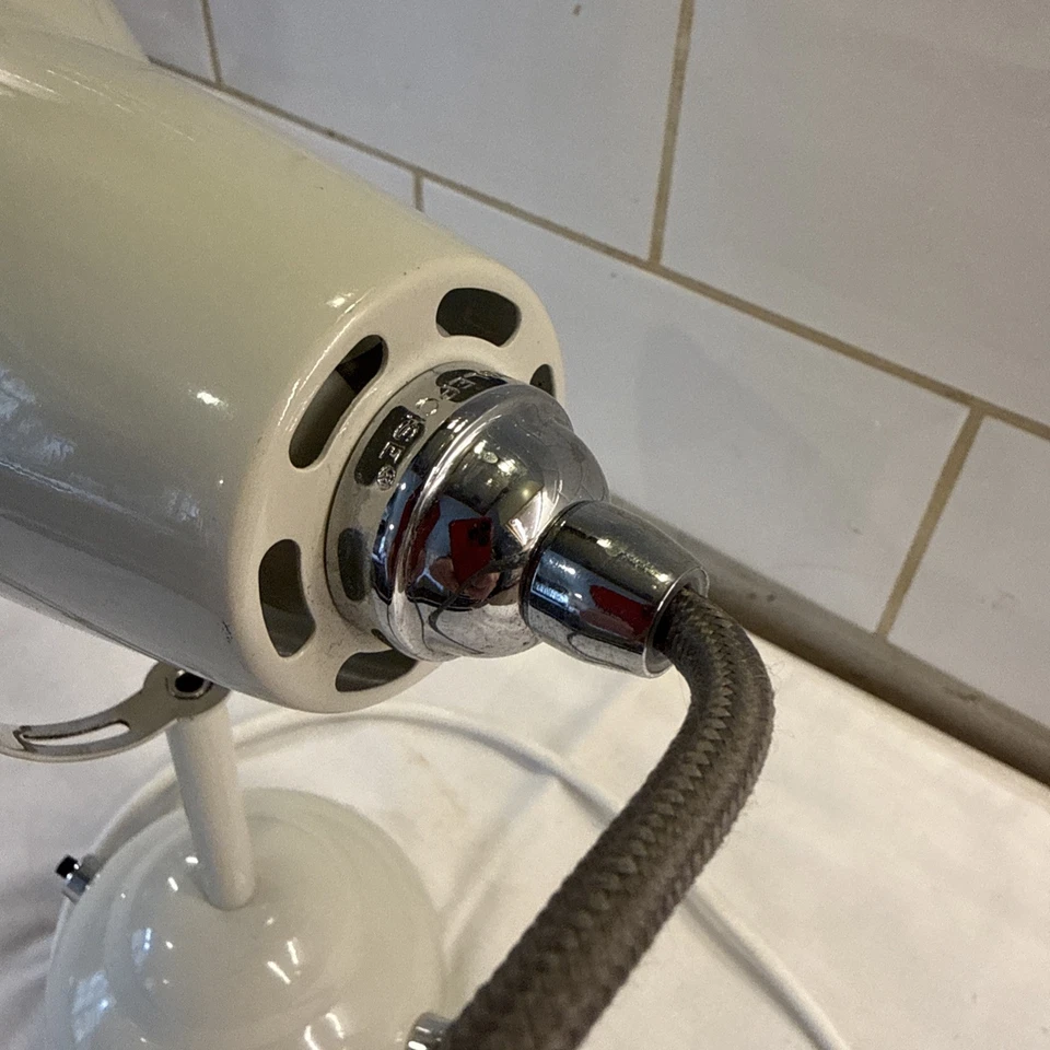 Original Anglepoise Wandleuchte in weißer Ausführung Modell 1227 Retro Industrial (25) - Bild 3 von 4