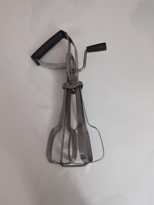 Vintage EKCO BEST Egg Beater Hand Mixer Stainless Steel Black Handle USA Made